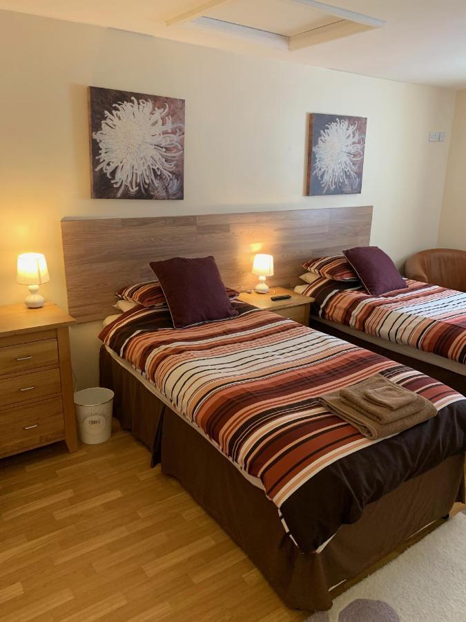 Bedrock Lodge Winterbourne Εξωτερικό φωτογραφία