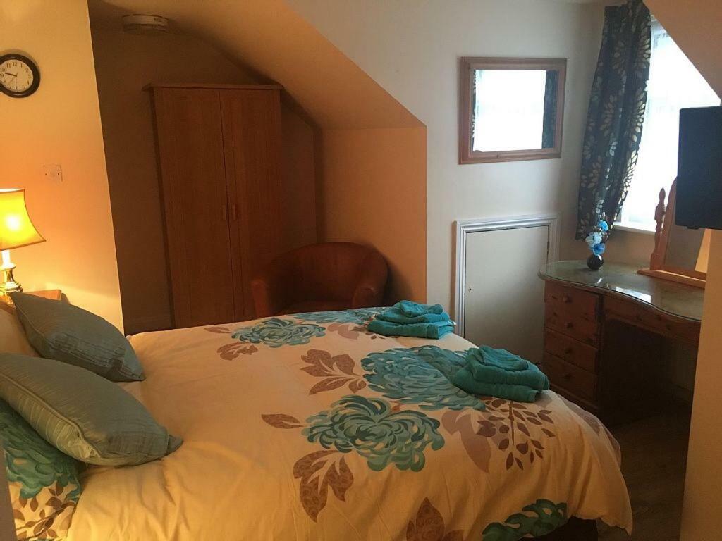 Bedrock Lodge Winterbourne Εξωτερικό φωτογραφία