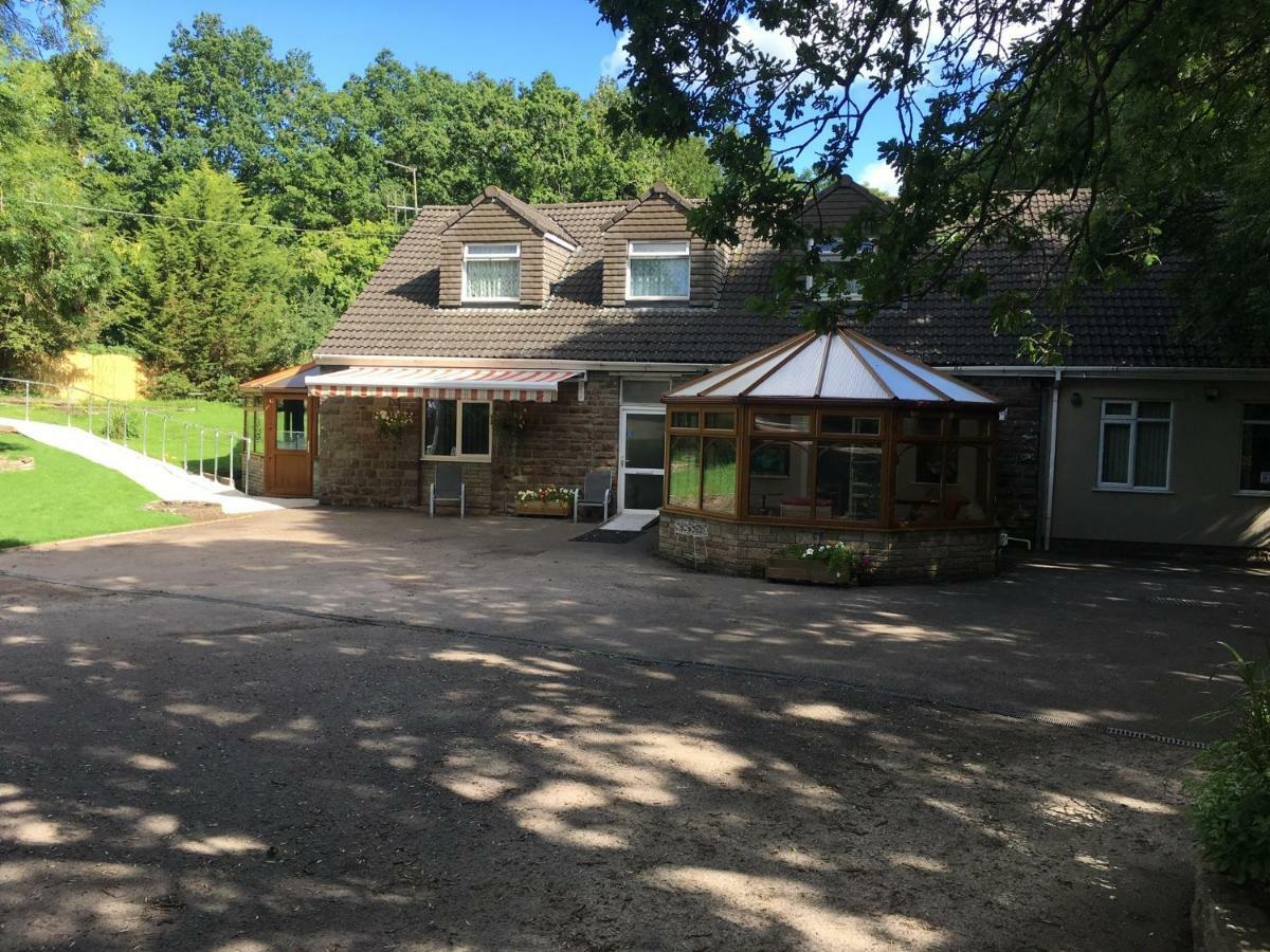Bedrock Lodge Winterbourne Εξωτερικό φωτογραφία